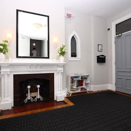 Large Stylish Newbury Street Studio W/ Kitchen Boston Exterior foto