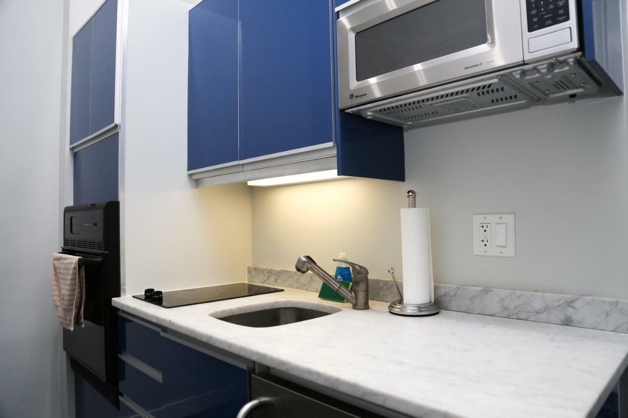 Large Stylish Newbury Street Studio W/ Kitchen Boston Exterior foto